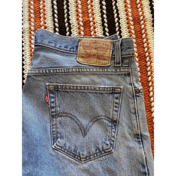 Levis Mens 560 Jeans 34x27 Loose Fit Blue Denim Medium Wash Whiskering Workwear - Picture 2 of 15